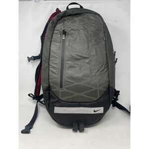 Nike‎ Run Cheyenne Vapor Backpack Gray Red